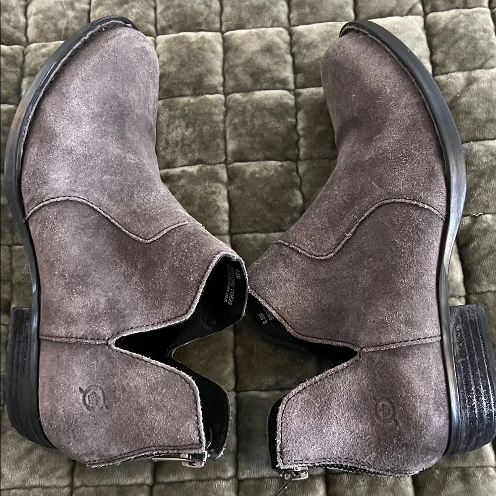 Born Ankle Booties Size 6.5 - Picture 8 of 9